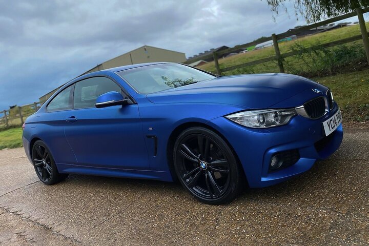 Oracal 970 MRA - 196 Night Blue Metallic Matt3