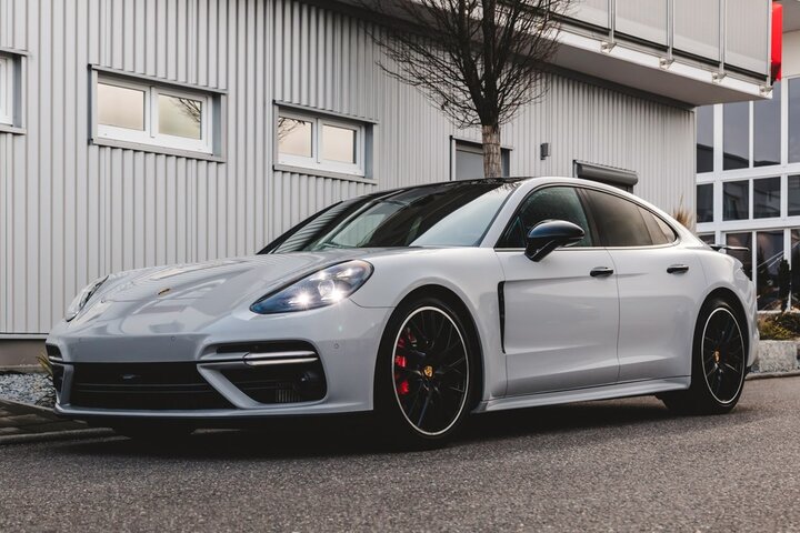 Avery Dennison Gloss Grey1