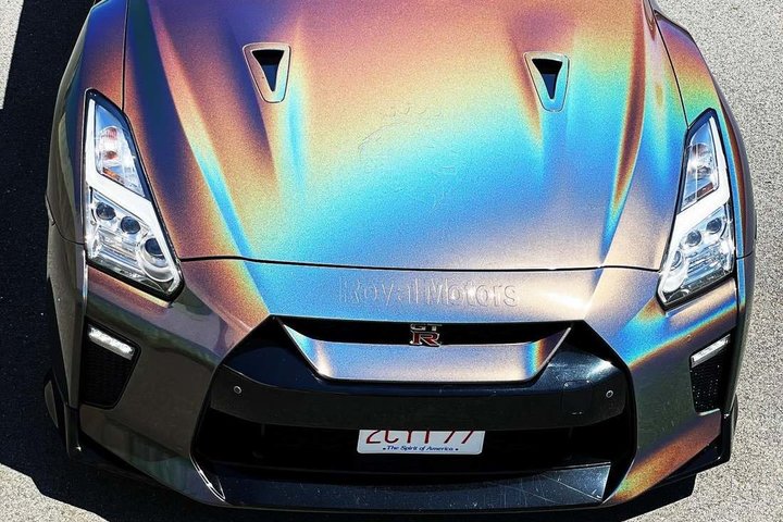 Avery Dennison Gloss Metallic Pride Prismatic Grey2