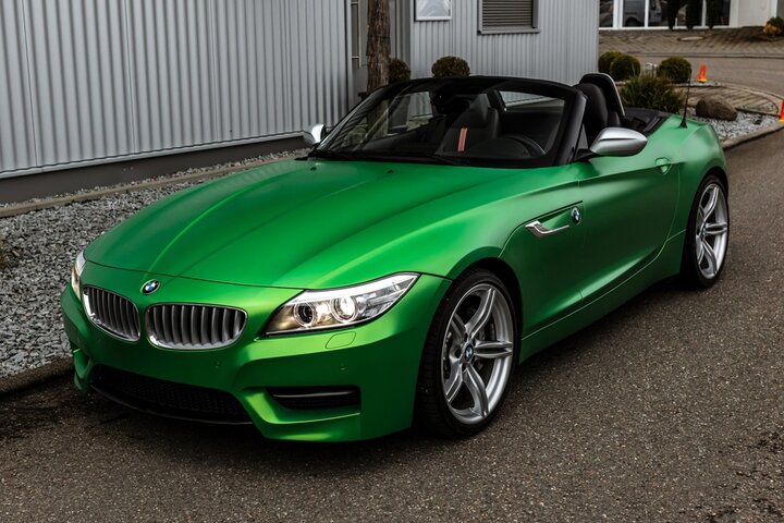 Avery Dennison Satin Metallic Lively Green13