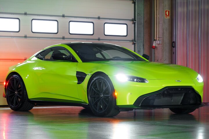 Svetlo Zelena sjaj folija - Avery Dennison Lime Green3