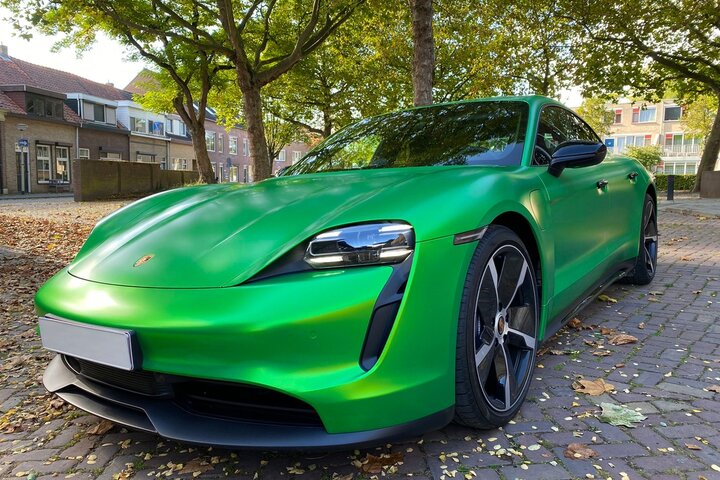 Avery Dennison Satin Metallic Lively Green17