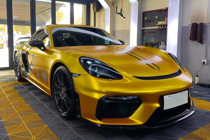 Avery Dennison Satin Metallic Energetic Yellow3