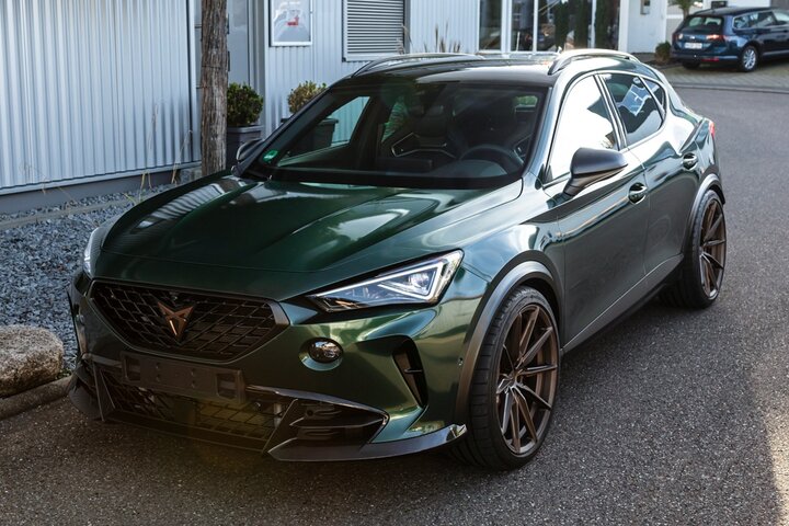 Mactac - Gloss Metallic Racing Green9