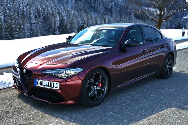Passion Red Metallic Avery Dennison 15