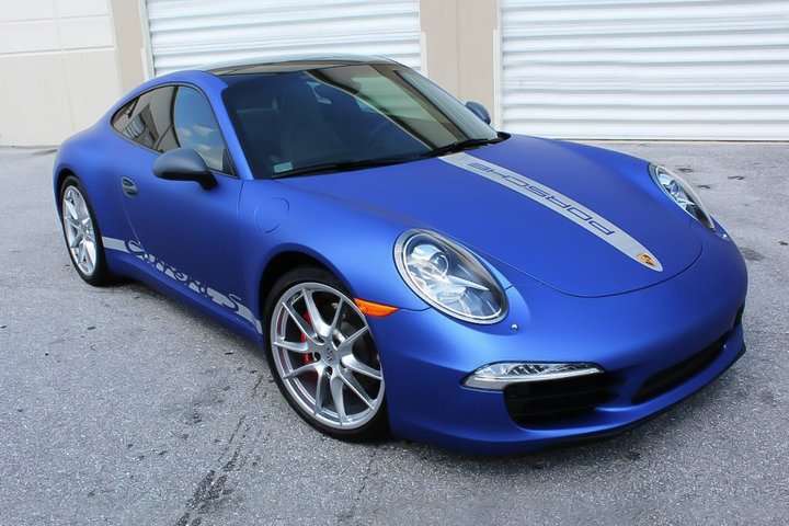 Avery Dennison Matte Metallic Brilliant Blue3