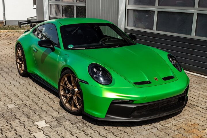 Avery Dennison Satin Metallic Lively Green16